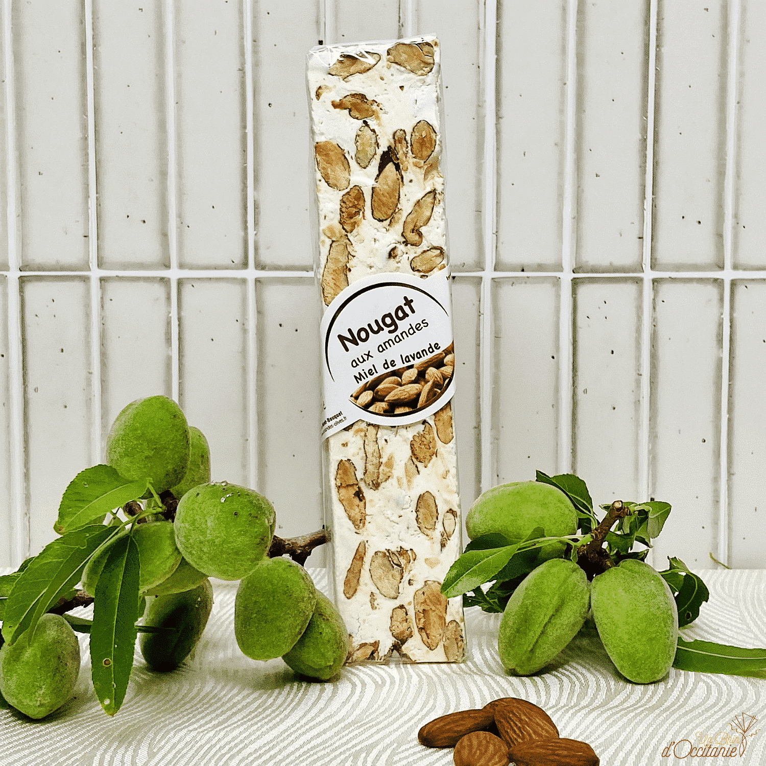 nougat blanc aux amandes de Mont Bouquet et au miel de lavande